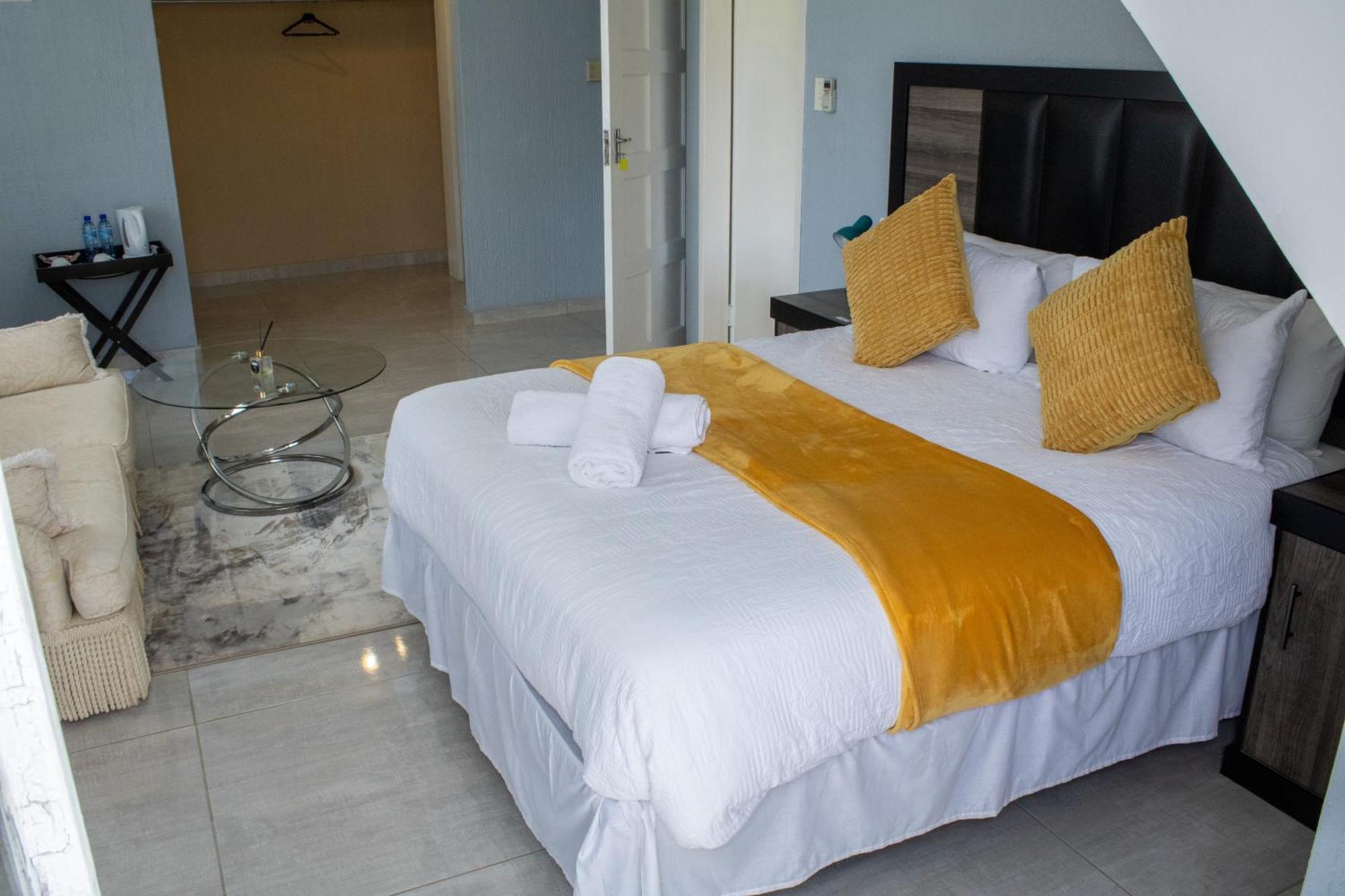 Rehoboth Ezulwini Suites Lobamba Bagian luar foto