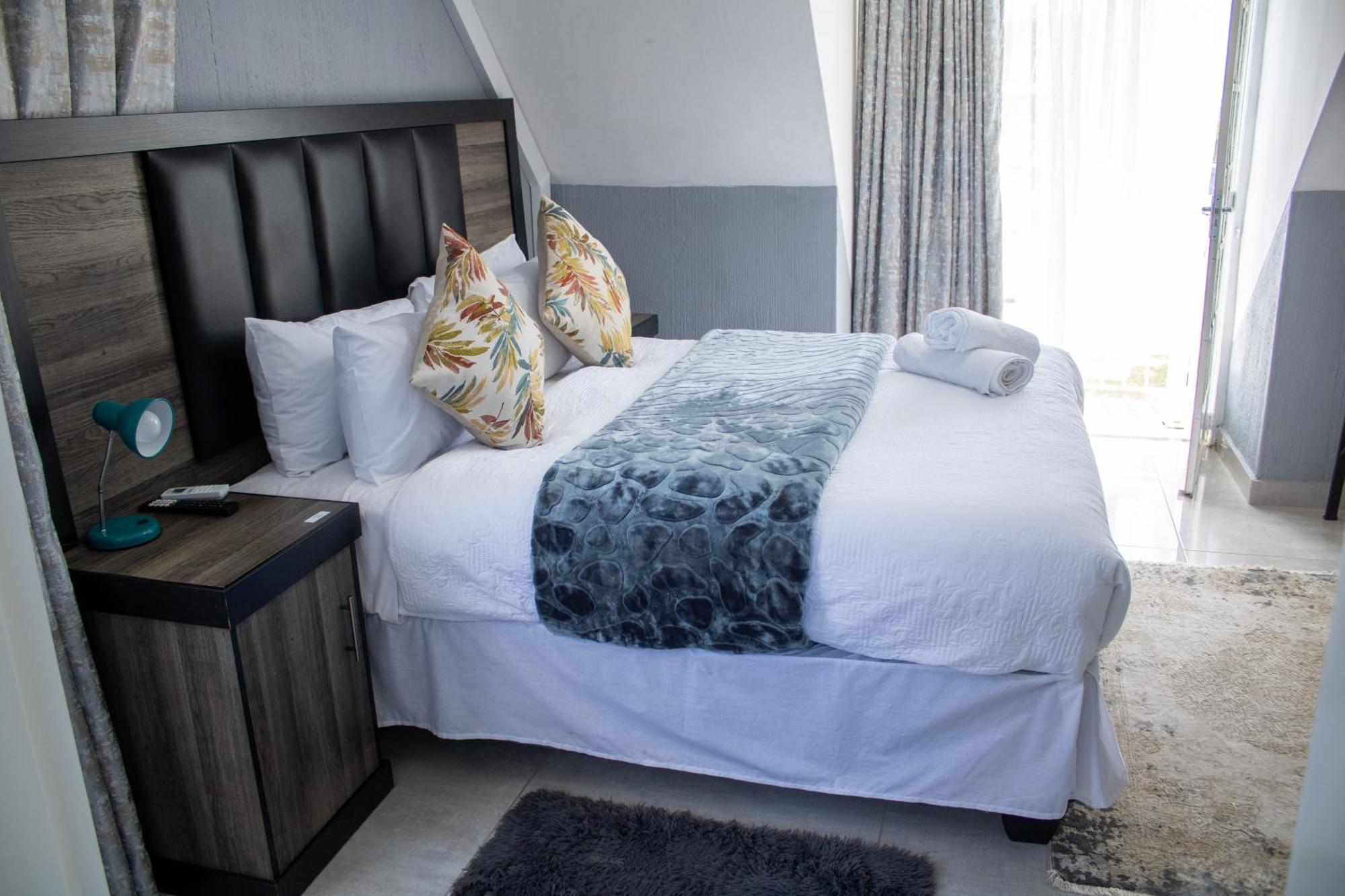Rehoboth Ezulwini Suites Lobamba Bagian luar foto